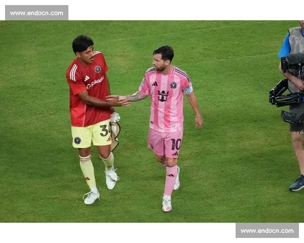 天神下凡！布努世俱杯封神，重返门将巅峰行列