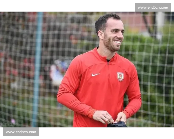 归化后身价微跌仍居榜首!塞尔吉尼奥稳坐中国男足第一国脚